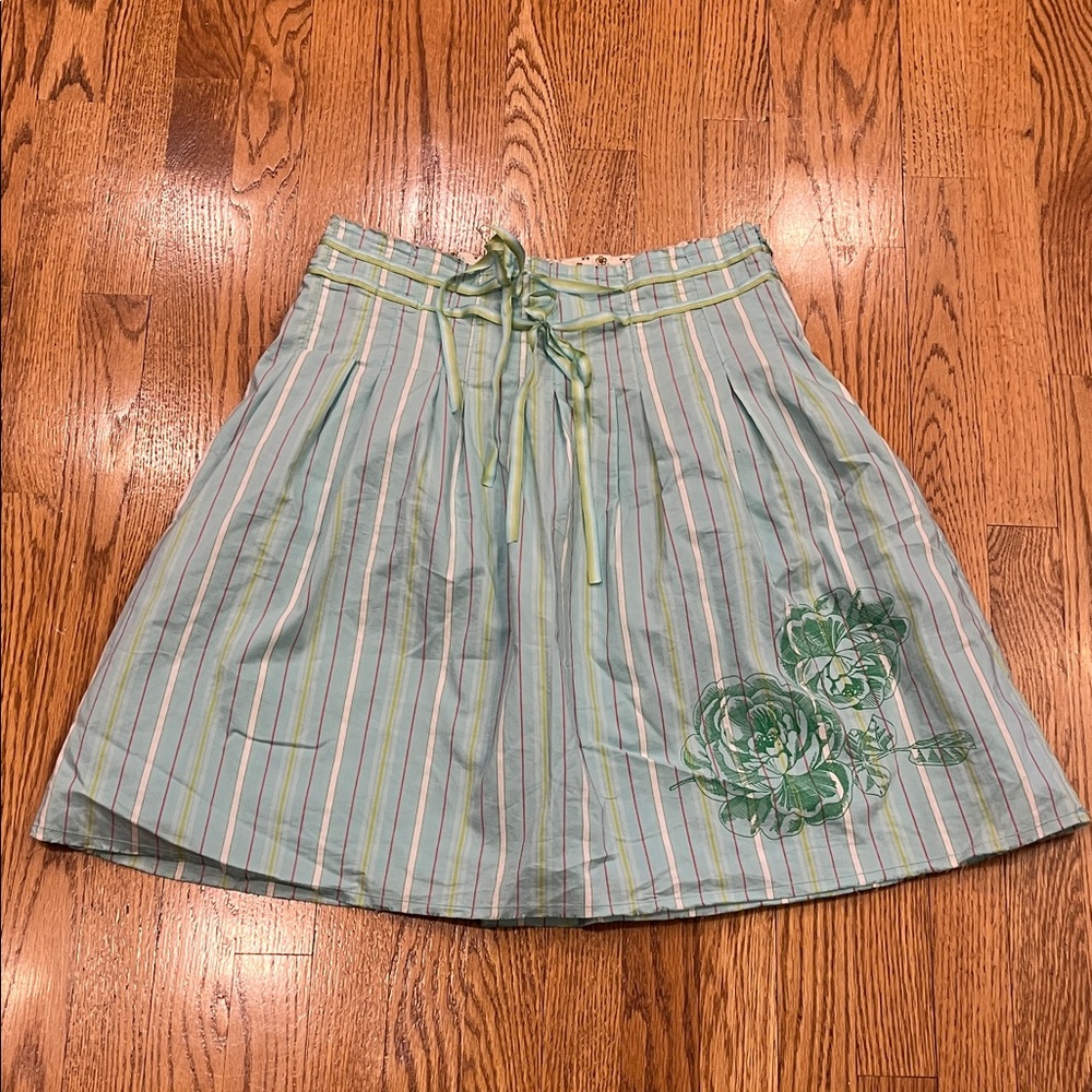Old Navy Pastel Striped A-Line Skirt with Floral Detail Y2K size 6